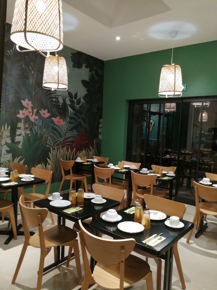 Фото Hotel Du Cygne