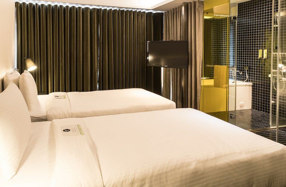 Фото Vendome East Inn