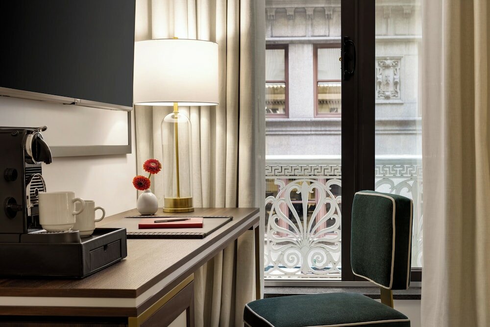 Фото Dylan Hotel Nyc