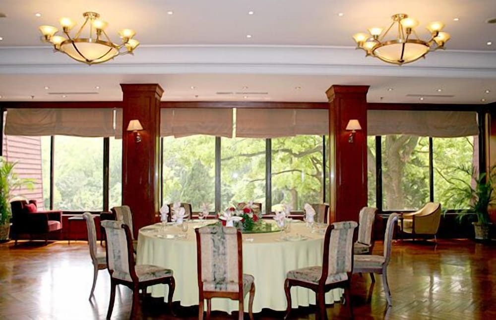 Фото Cypress Hotel Jin Jiang Shanghai