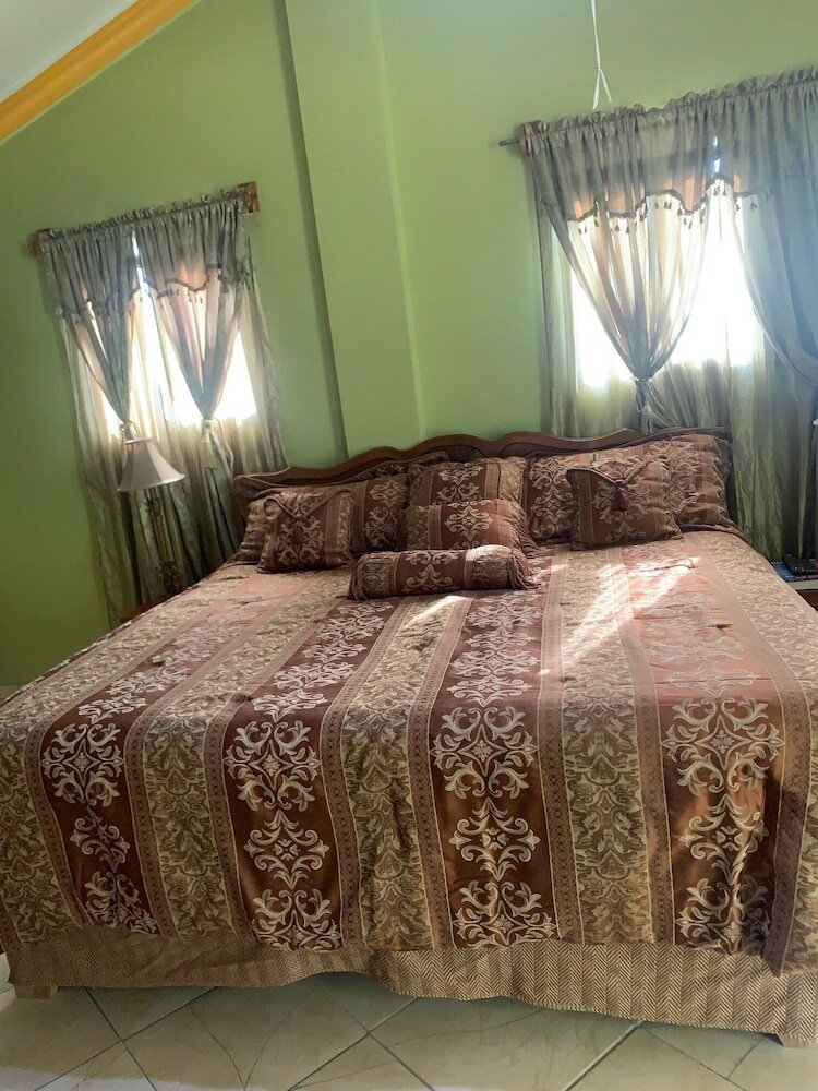 Фото Pavillon des Receptions & Hotel