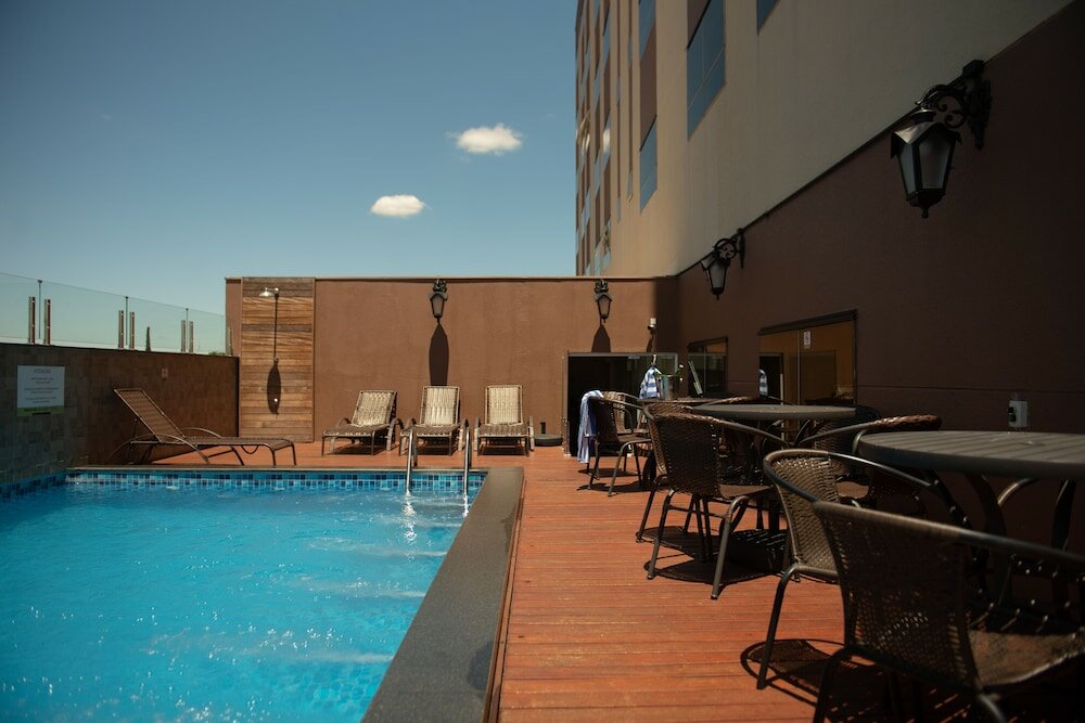 Фото Bristol Infinity Hotel