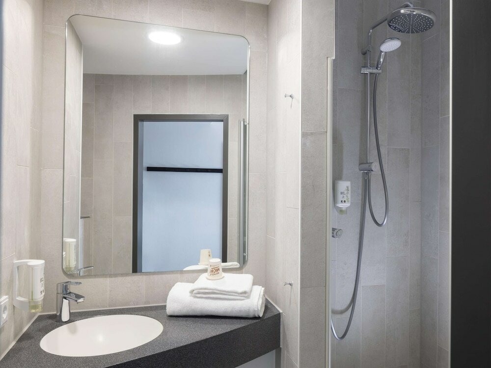 Фото B&B Hotel Kiel-City