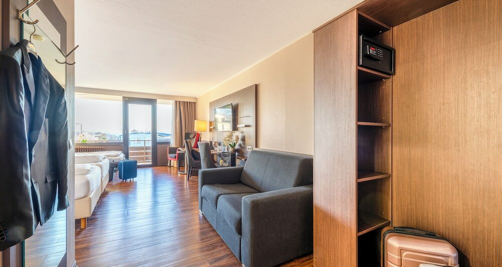 Фото Plaza Hotel Föhr am Bodensee