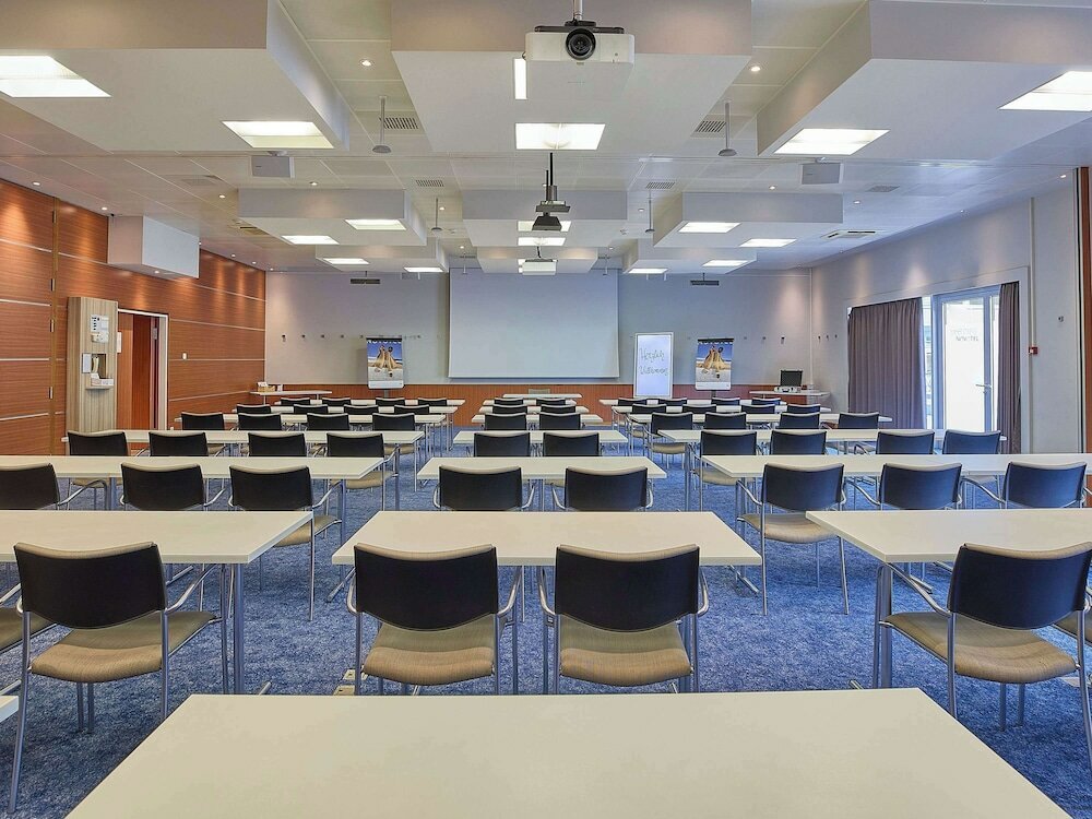 Фото Novotel Zurich City West