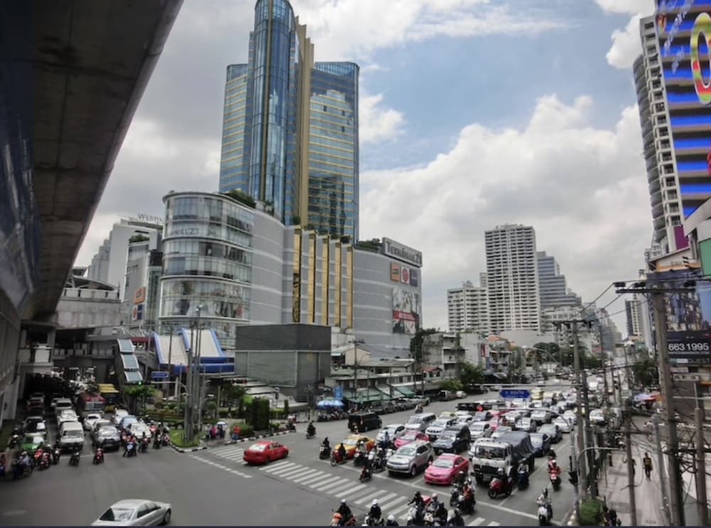 Фото Tastoria Collection Hotel Sukhumvit