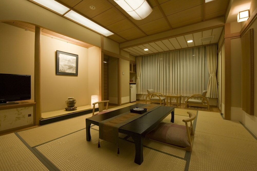 Фото Ooike Hotel