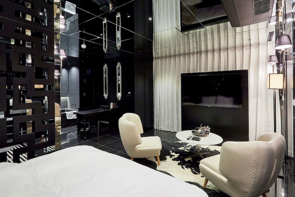 Фото Hotel The Artist Yeoksam