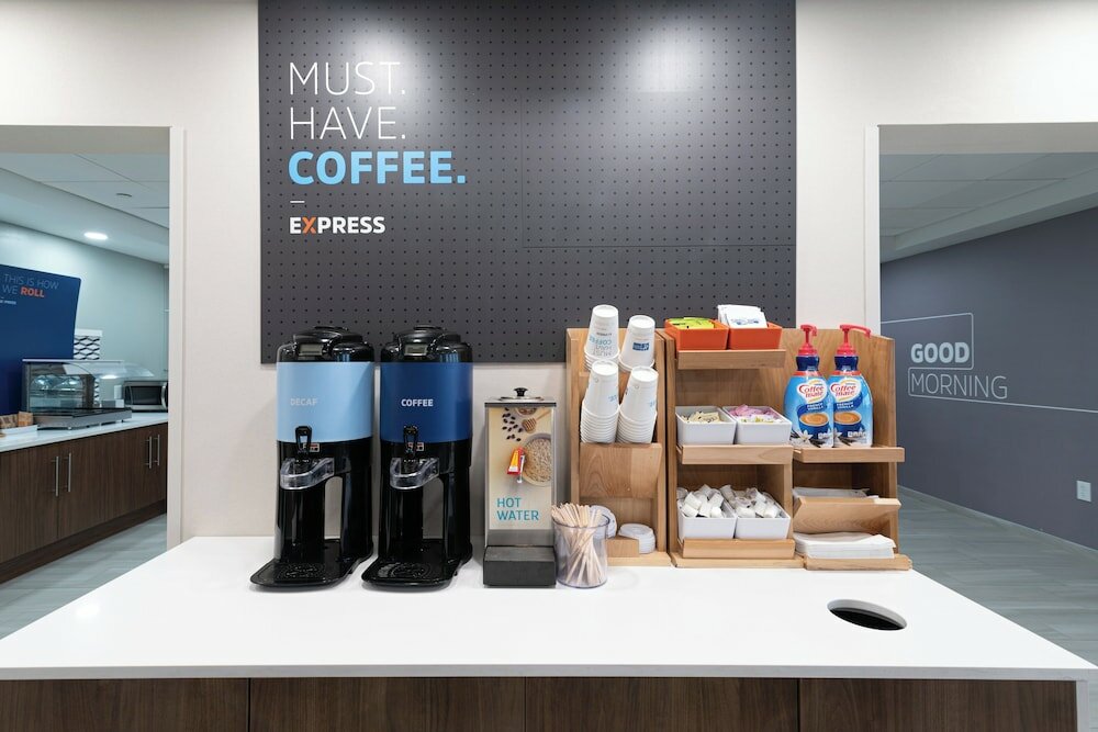 Фото Holiday Inn Express Hotel & Suites Seabrook, an Ihg Hotel