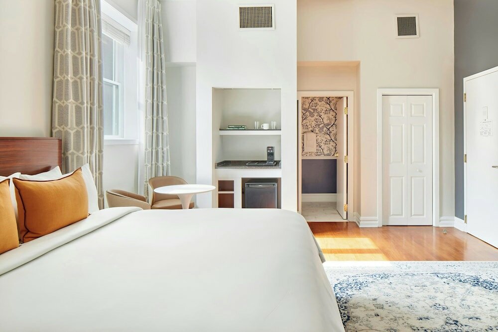 Фото The Arco powered by Sonder