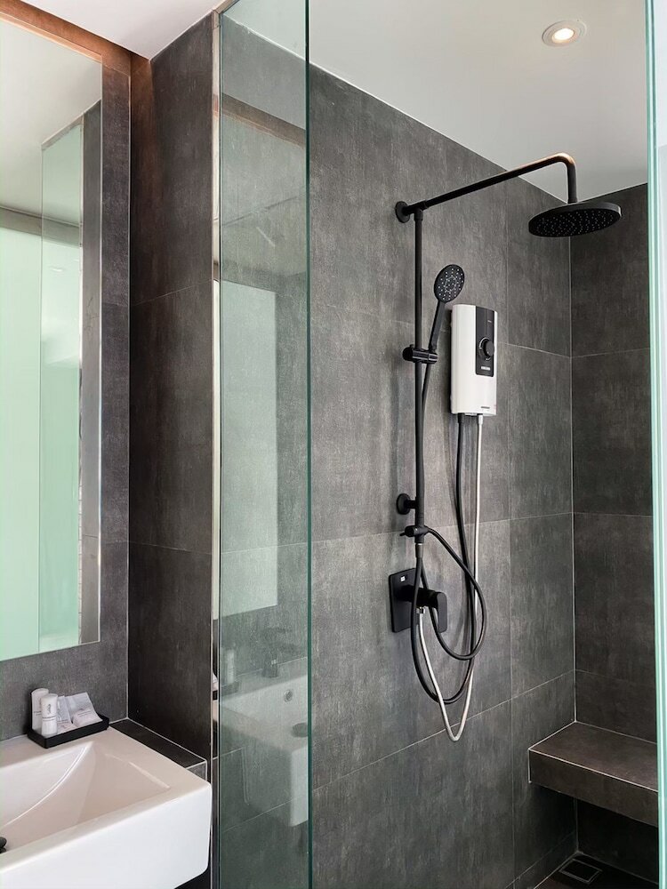 Фото Nirundorn Resort