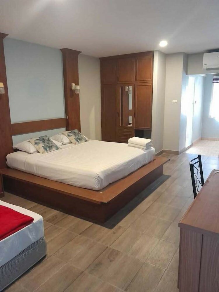 Фото Green Beach Pattaya