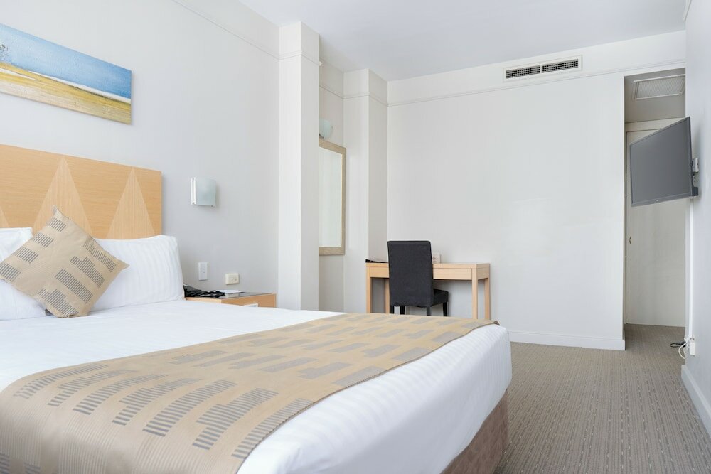 Фото Quality Hotel Ambassador Perth