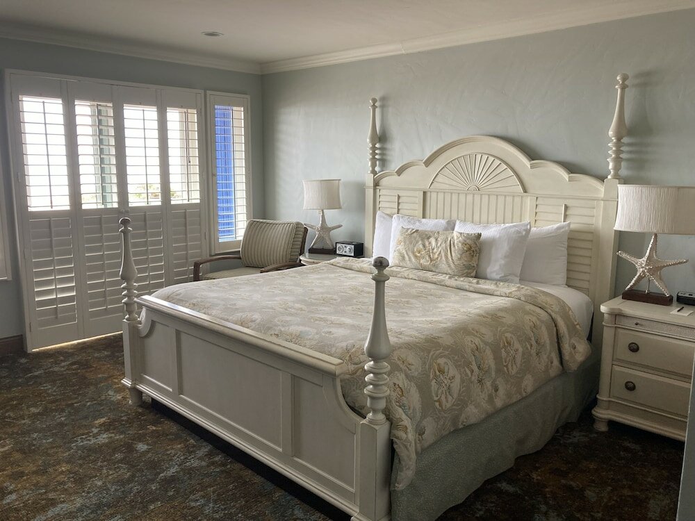 Фото Blue Dolphin Inn