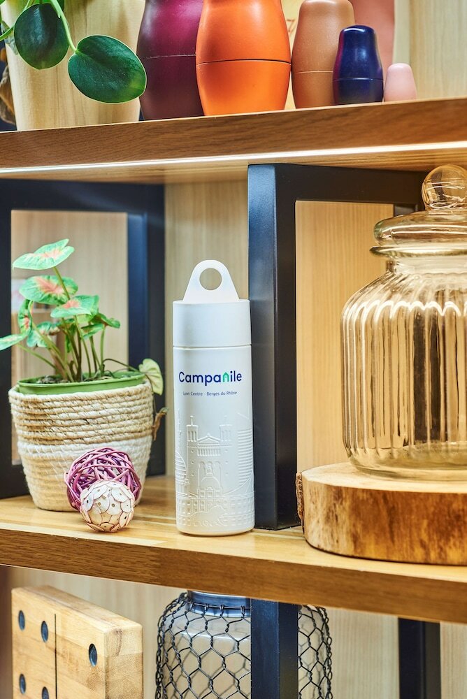 Фото Campanile Lyon Centre Berges du Rhône