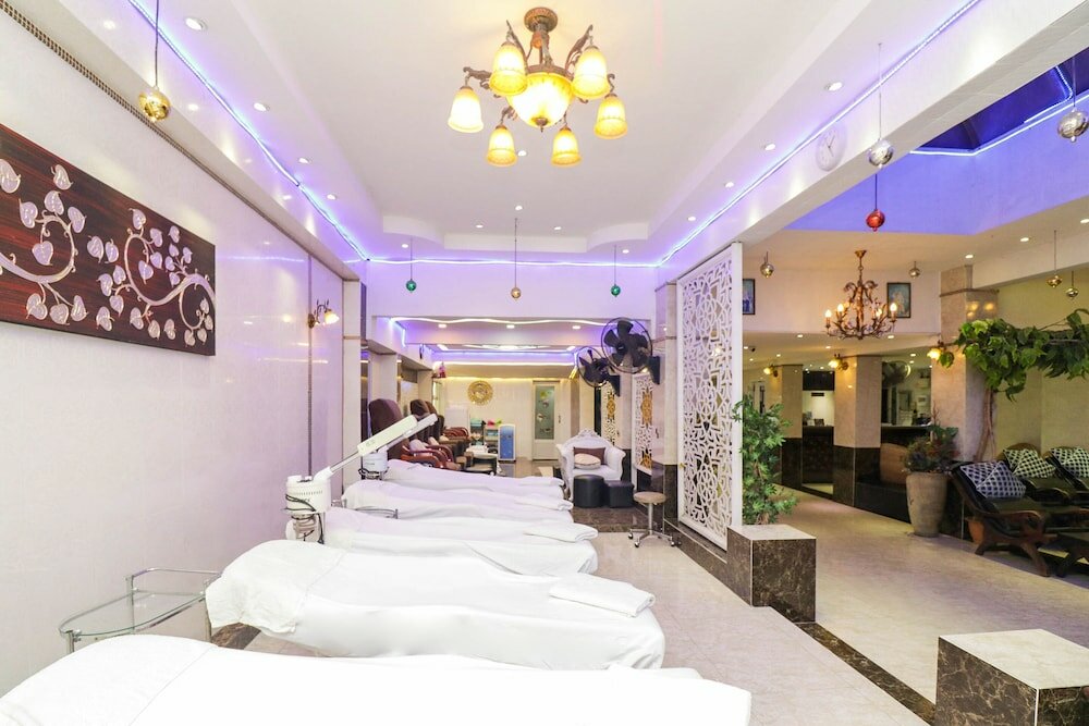 Фото Natural Beach Hotel