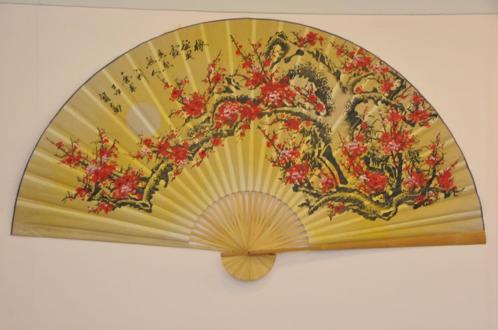 Фото Urban Alley Hotel