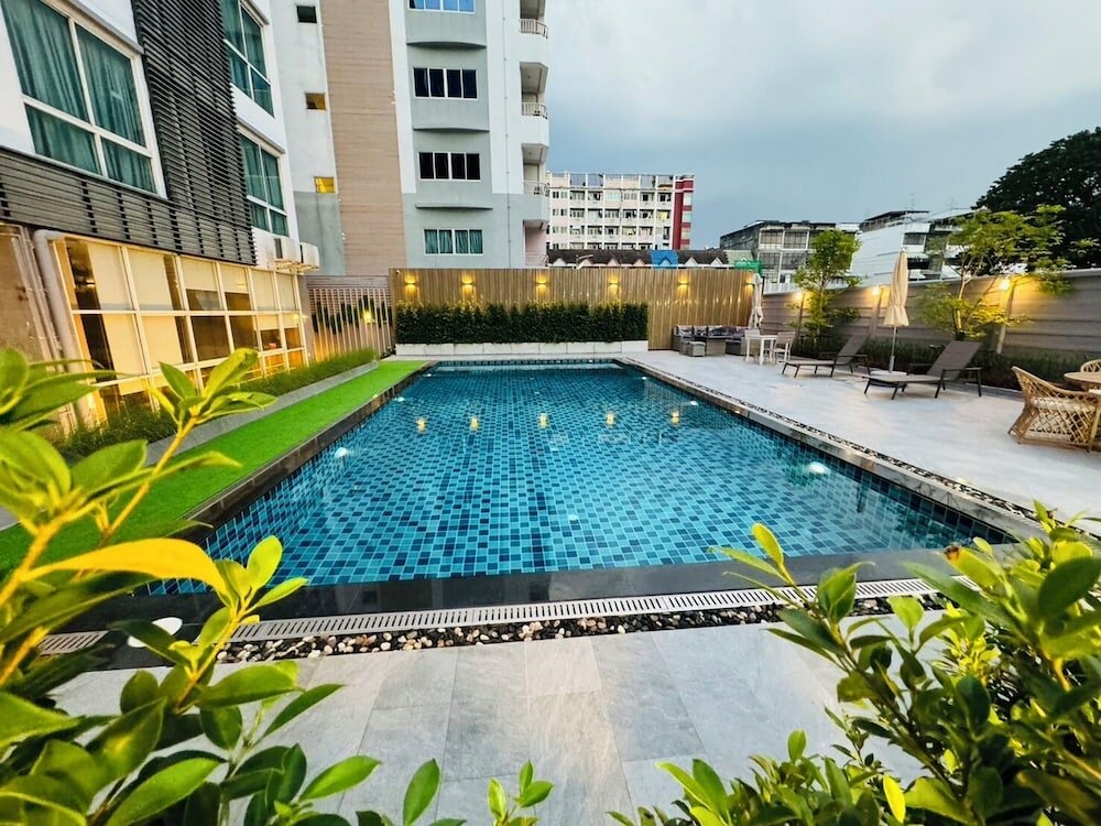 Фото Three Seasons Place