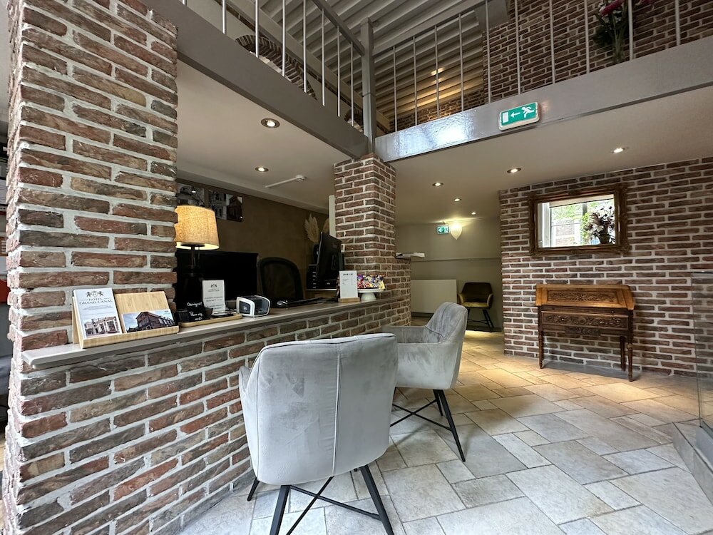 Фото Hotel Grand Canal