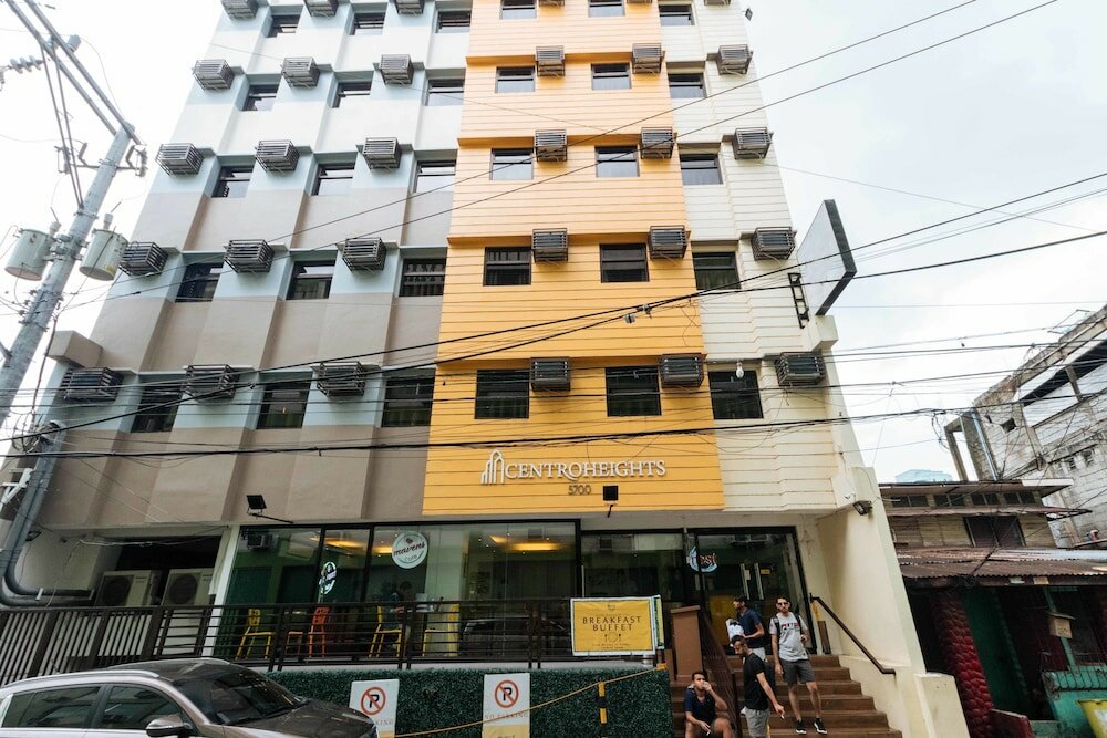 Фото RedDoorz Plus @ Poblacion Makati