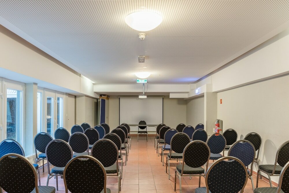 Фото A&o Dusseldorf Hauptbahnhof