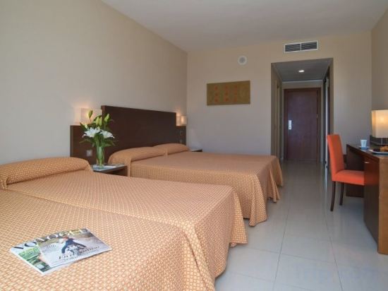 Фото Hotel Bahía Calpe by Pierre & Vacances
