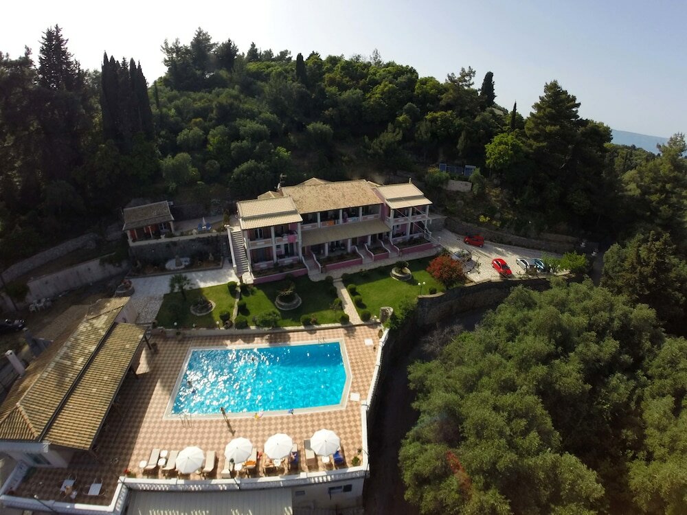 Фото Niki Apartments