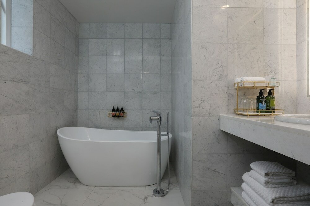 Фото The Fort Garry Hotel