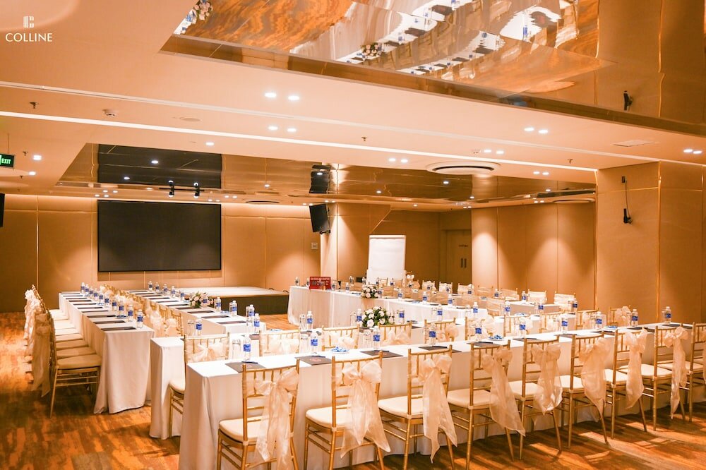 Фото Hôtel Colline