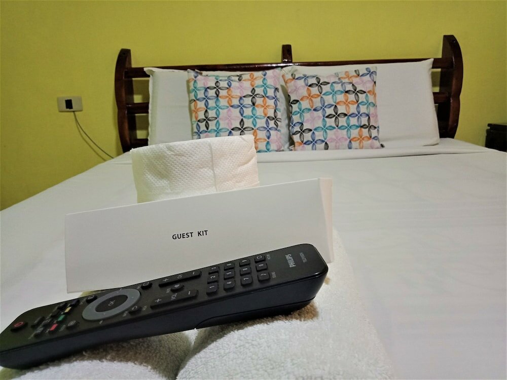 Фото La Gracia Apartelle Tagaytay