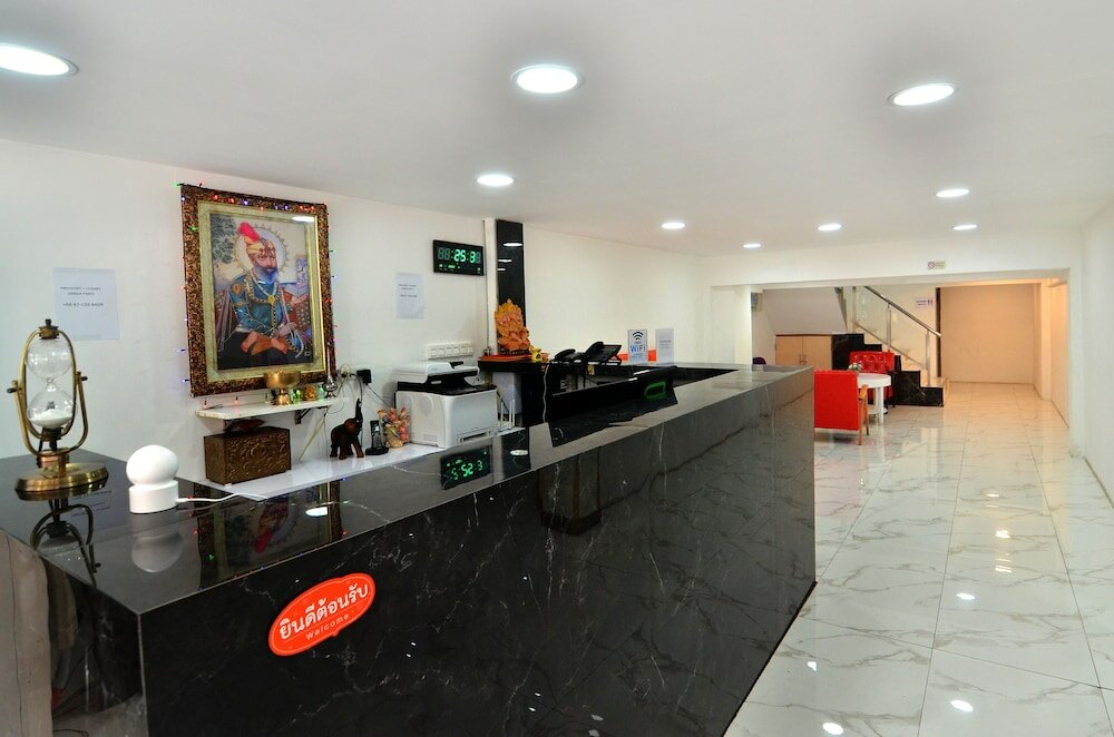 Фото отеля 1