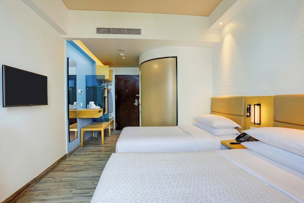 Фото Four Points by Sheraton Chennai Omr