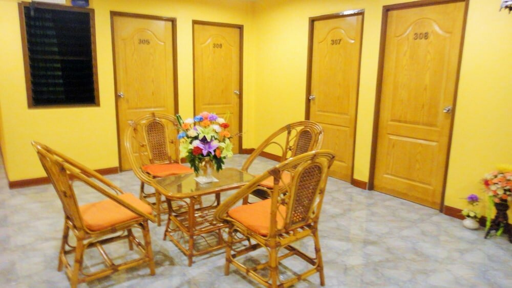 Фото Thepparat Lodge Krabi