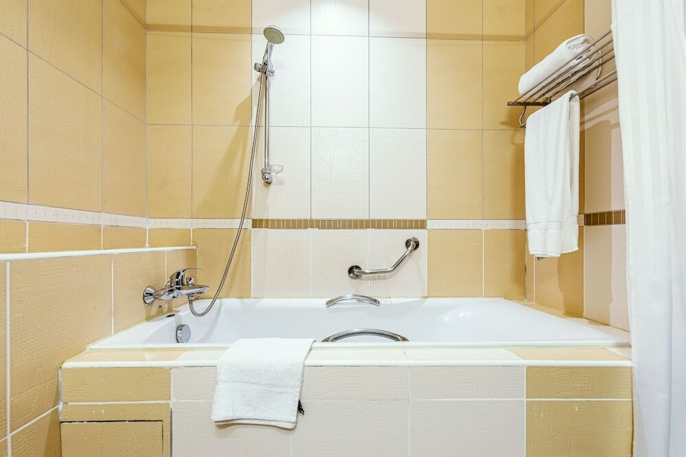 Фото Mbale Resort Hotel