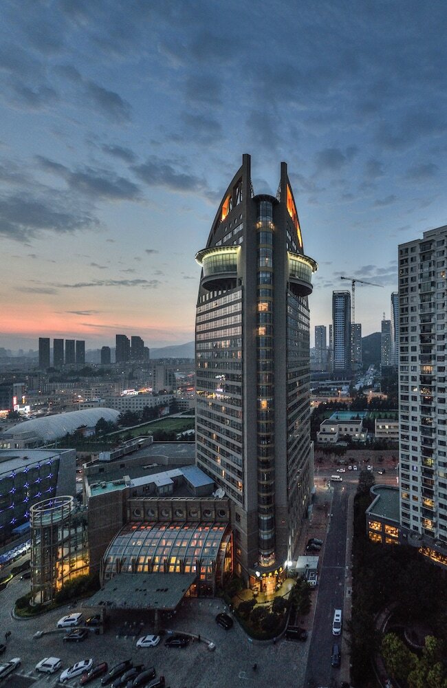 Фото Bayshore Hotel Dalian