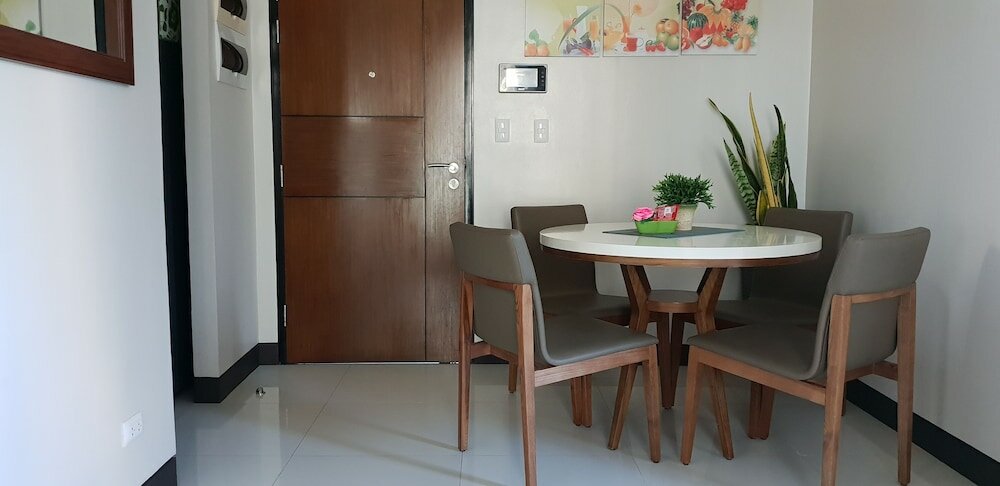 Фото Mactan Newtown with Ocean View