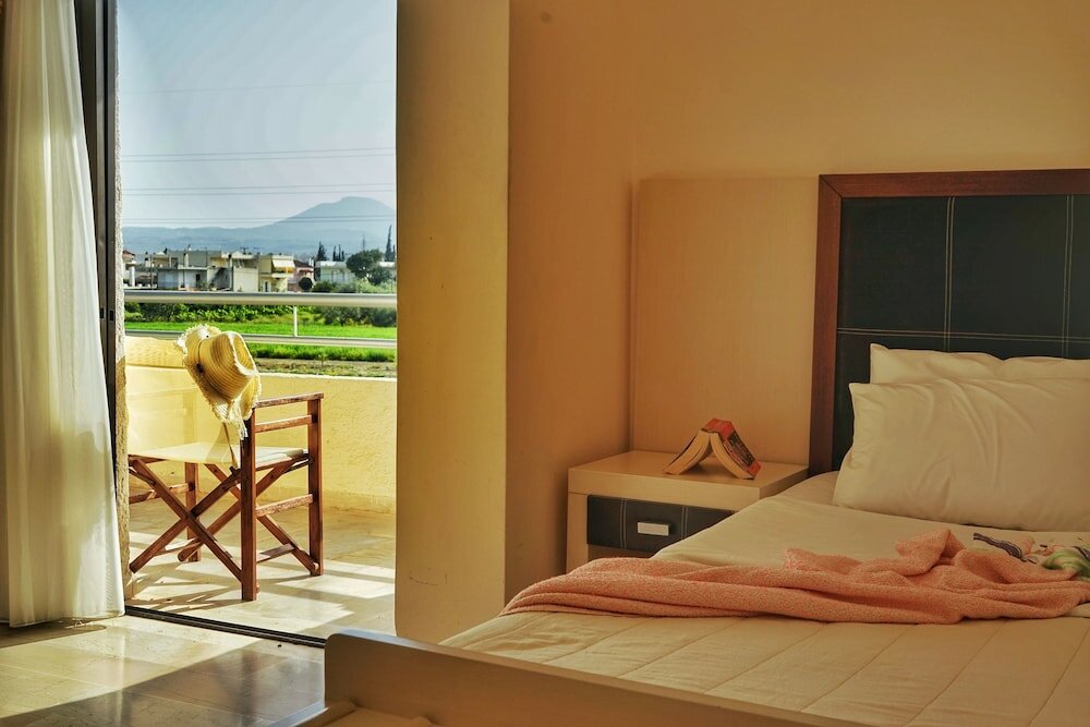 Фото Kokoni Beach Hotel