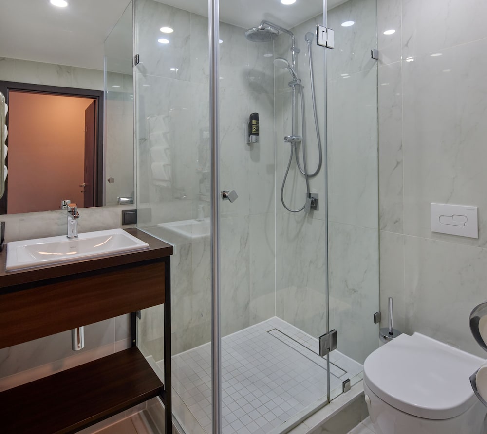 Фото Skyline Hotel