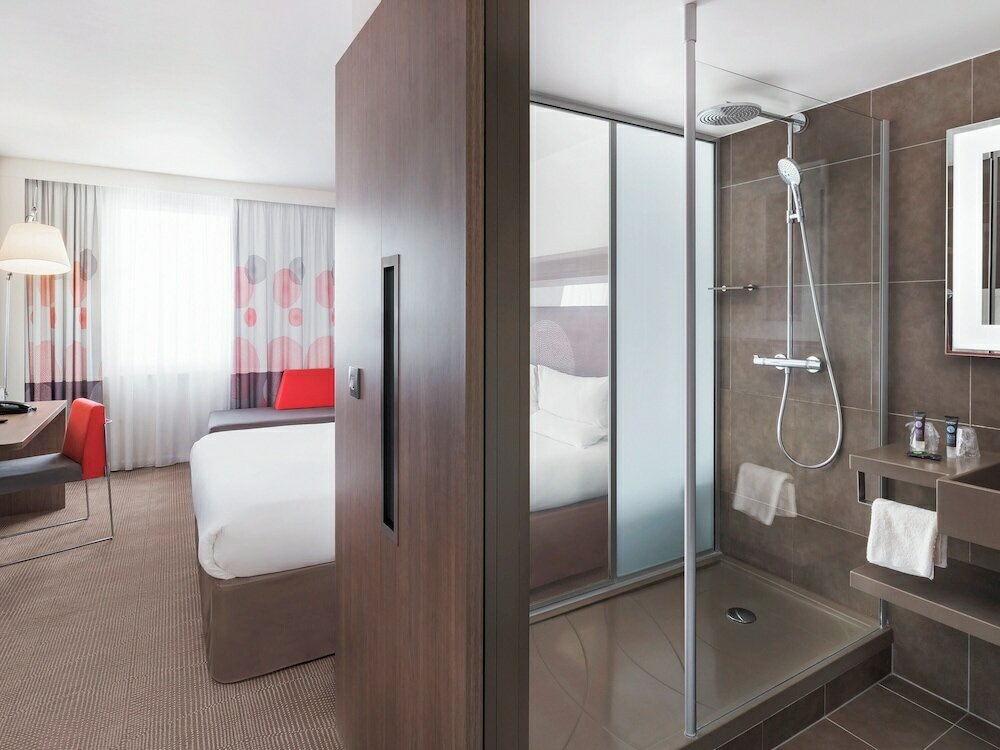 Фото Novotel London ExCeL