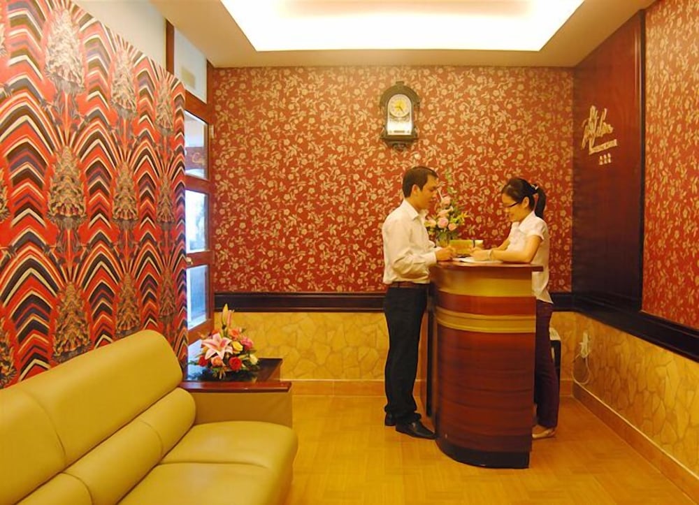 Фото Bamboo Green Central Hotel