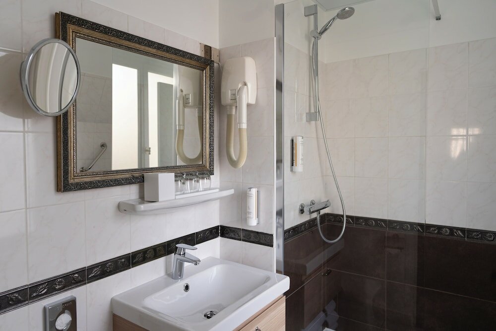 Фото Hotel Delavigne