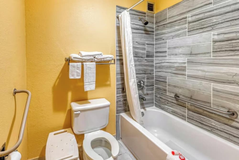 Фото Oyo Hotel Jefferson Tx Hwy 59