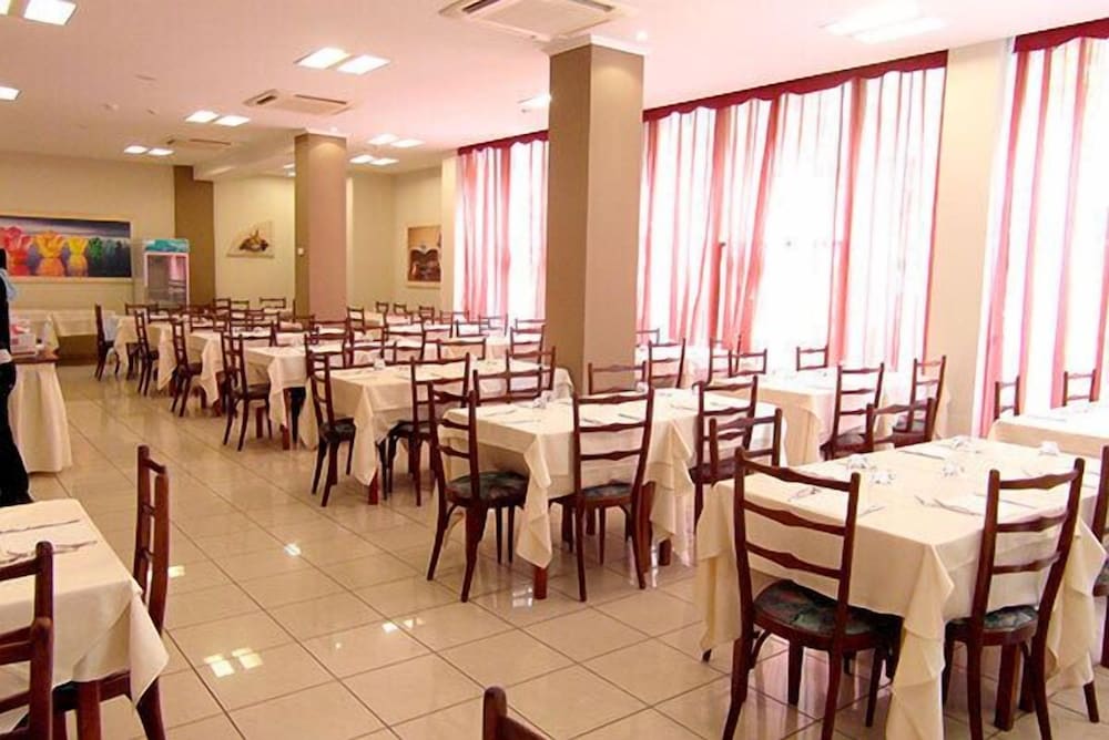 Фото Hotel Admiral