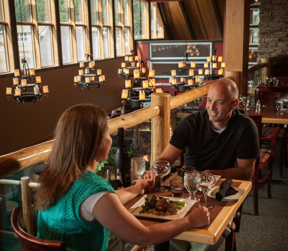 Фото Waterton Lakes Lodge Resort