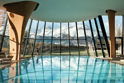Внешний вид отеля Grand Hotel Kronenhof в Понтрезине, фото 5