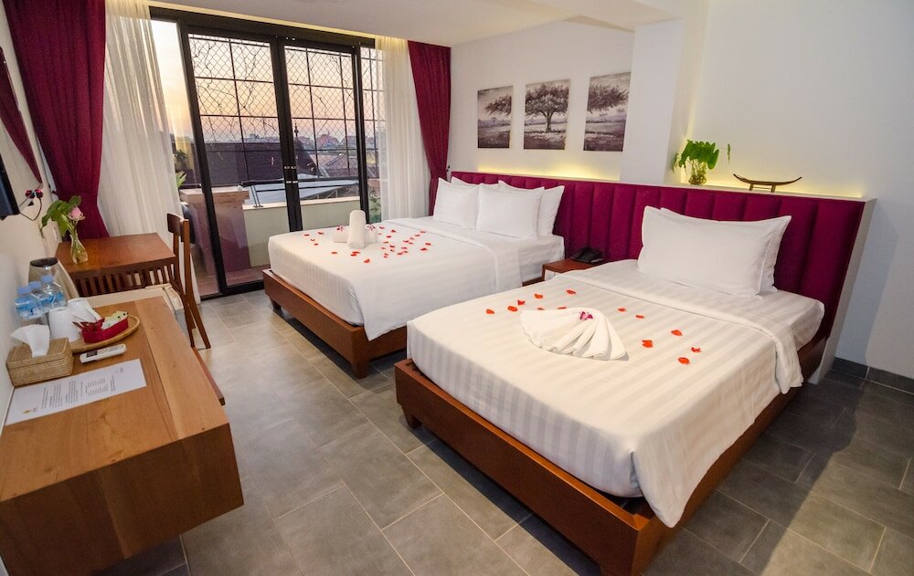 Фото отеля 2