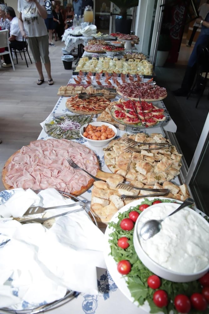 Фото Hotel Airone