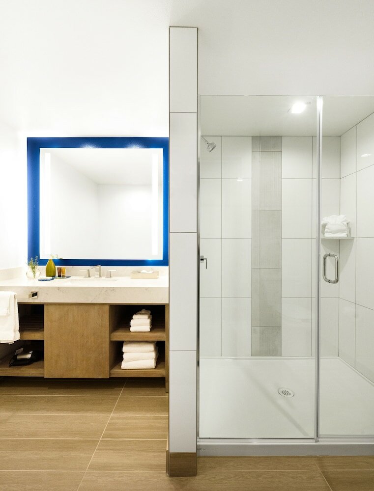 Фото Ayres Hotel San Diego South - Chula Vista