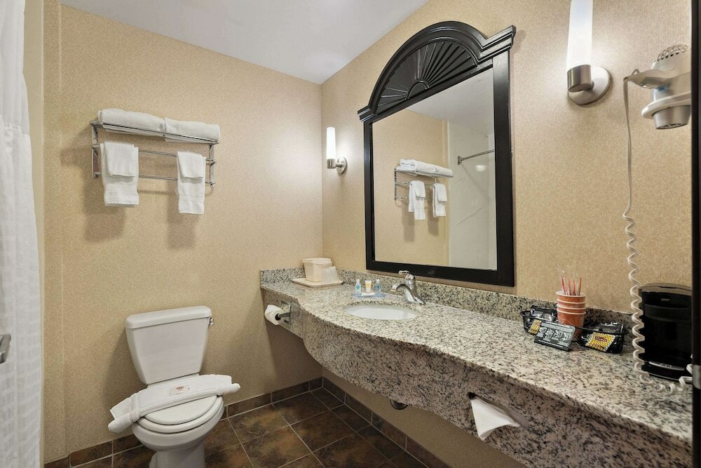 Фото Comfort Inn Ogden near Event Center