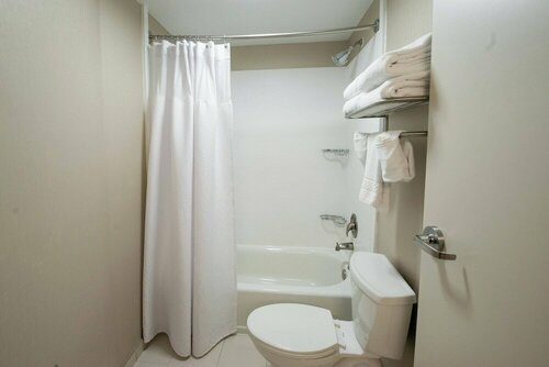 Гостиница Springhill Suites by Marriott Winston-Salem Hanes Mall в Уинстон-Сейлеме